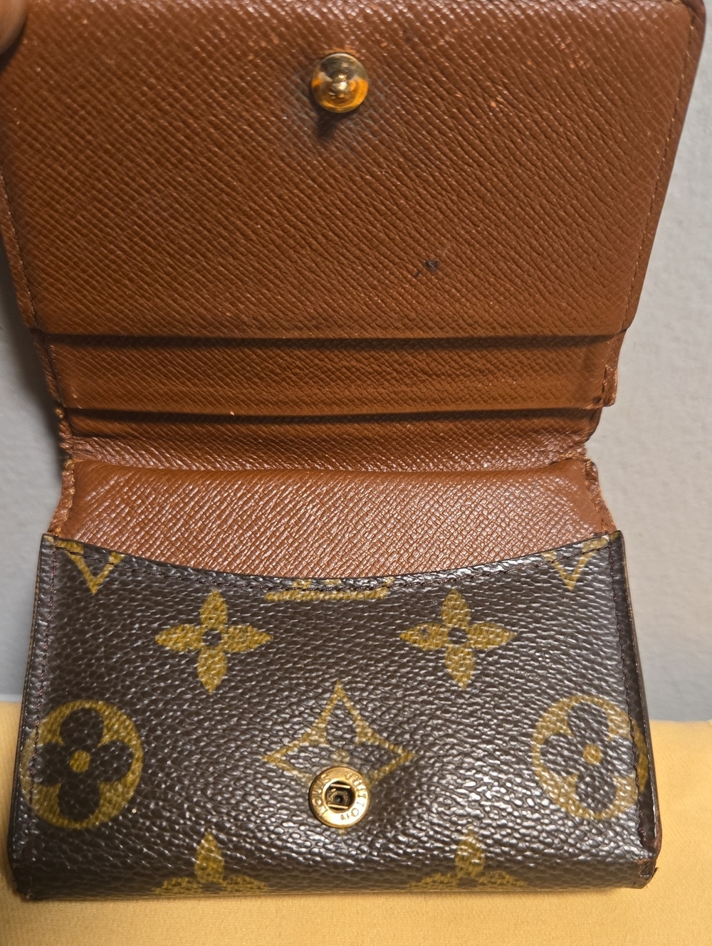 Louis Vuitton Monogram Compact Wallet - Picture 3 of 9